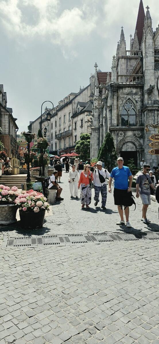 Cobbled village street at Ba Na Hills lined with European-style buildings